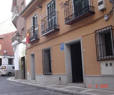 Hostal Cruz Verde Navalcarnero Buitenkant foto